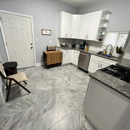 Lovely Logan Square 2-Bedroom In Chicago Luaran gambar